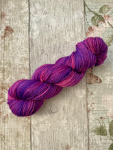 Load image into Gallery viewer, Silver Sparkle 4ply in a one of kind colourway - Pink/Purple