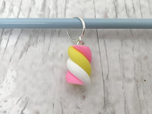 Load image into Gallery viewer, Marshmallow Twist Stitch Marker / Progress Keeper