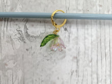 Load image into Gallery viewer, Delicate Flower Stitch Marker / Progress Keeper