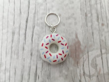 Load image into Gallery viewer, Donut Stitch Marker / Progress Keeper