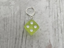 Load image into Gallery viewer, D6 Dice Stitch Marker / Progress Keeper
