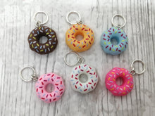 Load image into Gallery viewer, Donut Stitch Marker / Progress Keeper