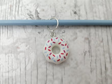 Load image into Gallery viewer, Donut Stitch Marker / Progress Keeper