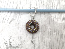 Load image into Gallery viewer, Donut Stitch Marker / Progress Keeper