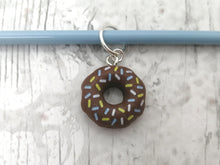 Load image into Gallery viewer, Donut Stitch Marker / Progress Keeper