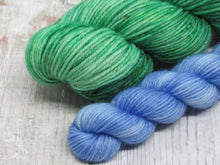 Load image into Gallery viewer, Grynbad Club - Crocodile Steak