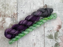 Load image into Gallery viewer, Grynbad Club - Miss Skillet