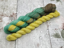 Load image into Gallery viewer, Grynbad Club - What On Earth Were You Doing Trying To Eat Custard?