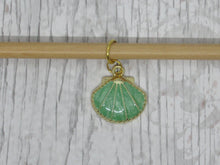 Load image into Gallery viewer, Shell Stitch Marker / Progress Keeper