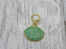 Load image into Gallery viewer, Shell Stitch Marker / Progress Keeper