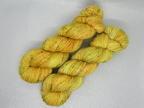 Deluxe Merino Nylon DK 100g skein in Jingle All The Way colourway